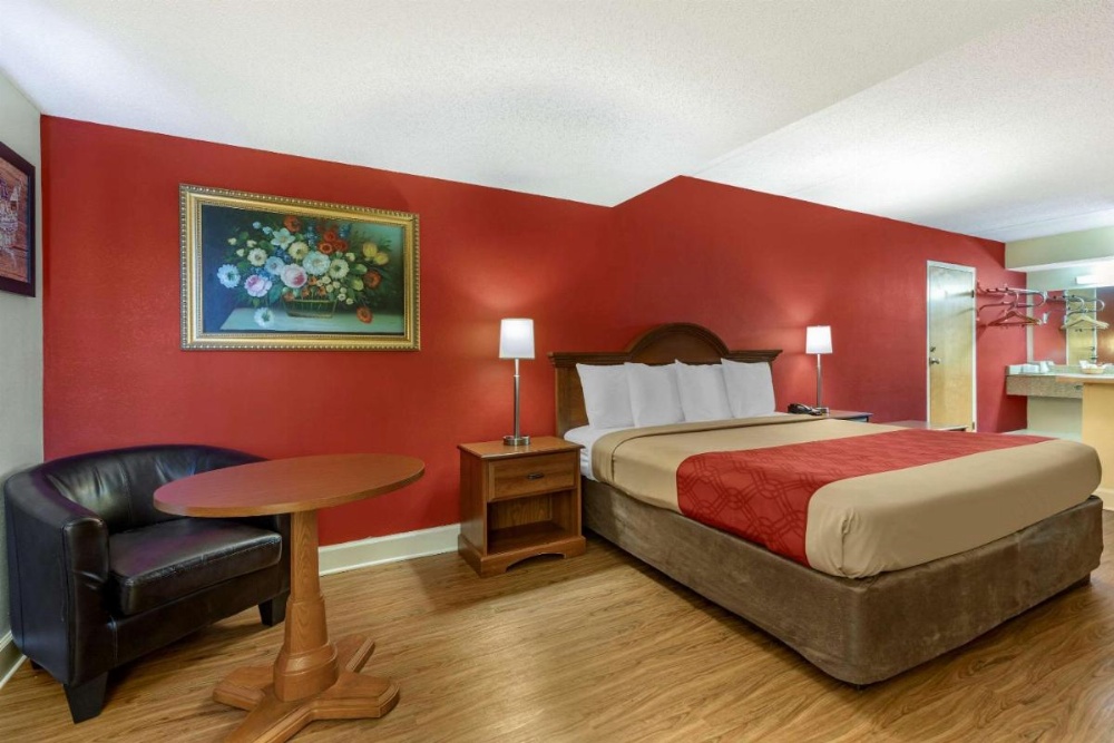 Econo Lodge Inn & Suites Lugoff Image 10